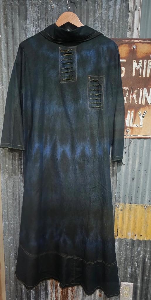 DUSTY BLACK ONE SIZE FLARE DUSTER ( $127 )
