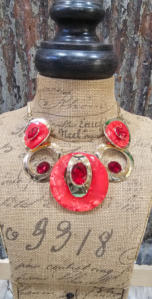 CIRCLE CRYSTAL STATEMENT NECKLACE
