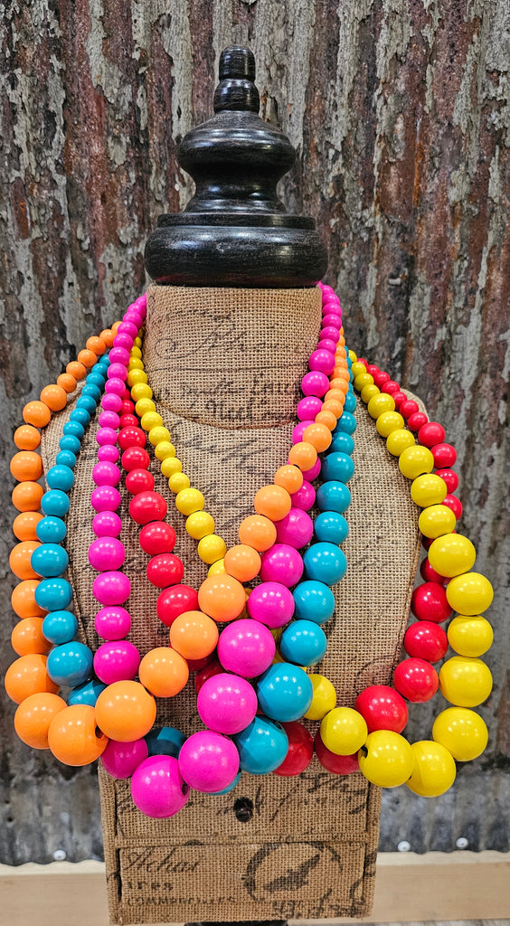 LIGHT & COLORFUL STATEMENT NECKLACE