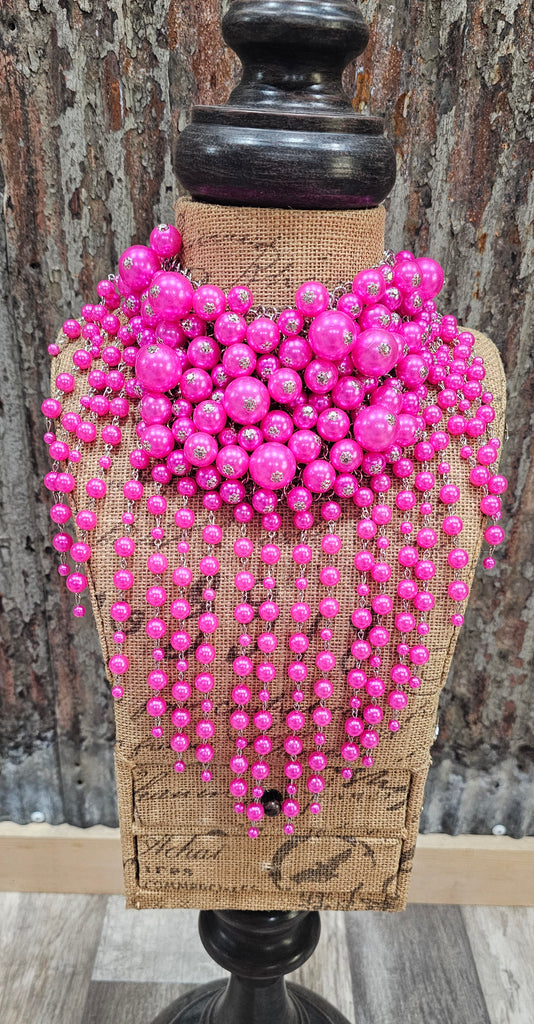 PEARL CLUSTER NECKLACE