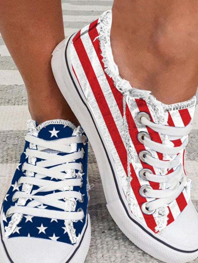 THE CUTEST 4TH OF JULY SNEAKS EVER !