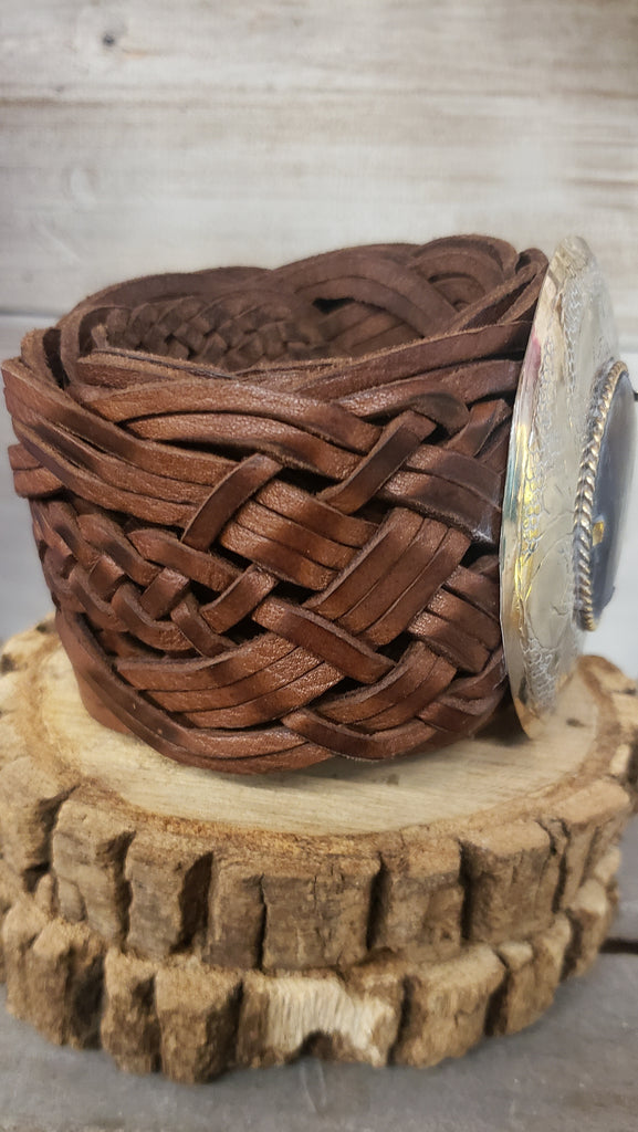 BROWN LEATHER BELT WITH ROUND CONCHO