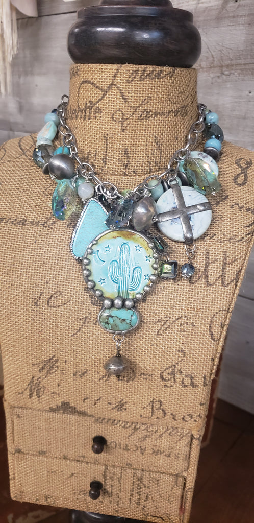 TURQ CHARM NECKLACE WITH CACTUS