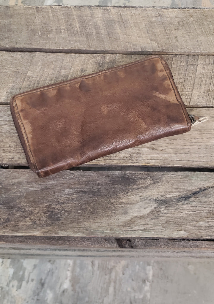 BROWN DISTRESSED LEATHER WALLET