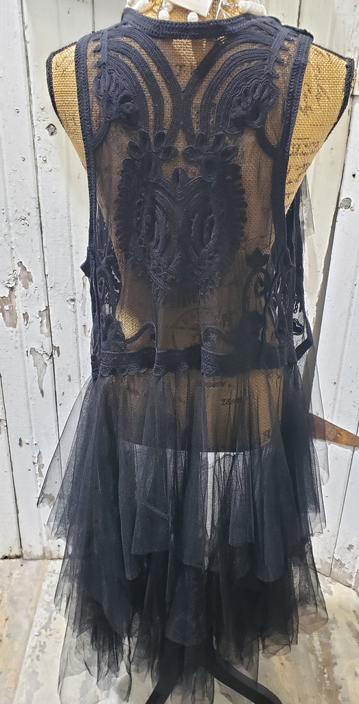 BLACK ORIGAMI LACE DUSTER