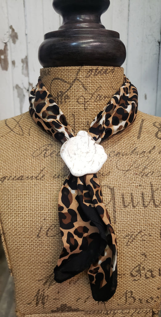LEOPARD BANDANA NECKLACE WITH TURQ