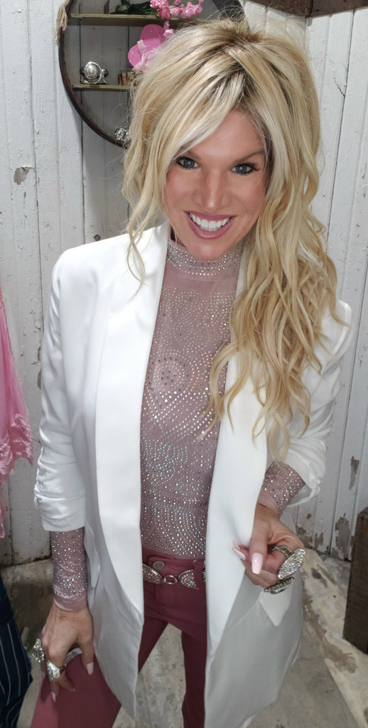 WHITE RUCHED SLEEVE BLAZER WITH POCKETS