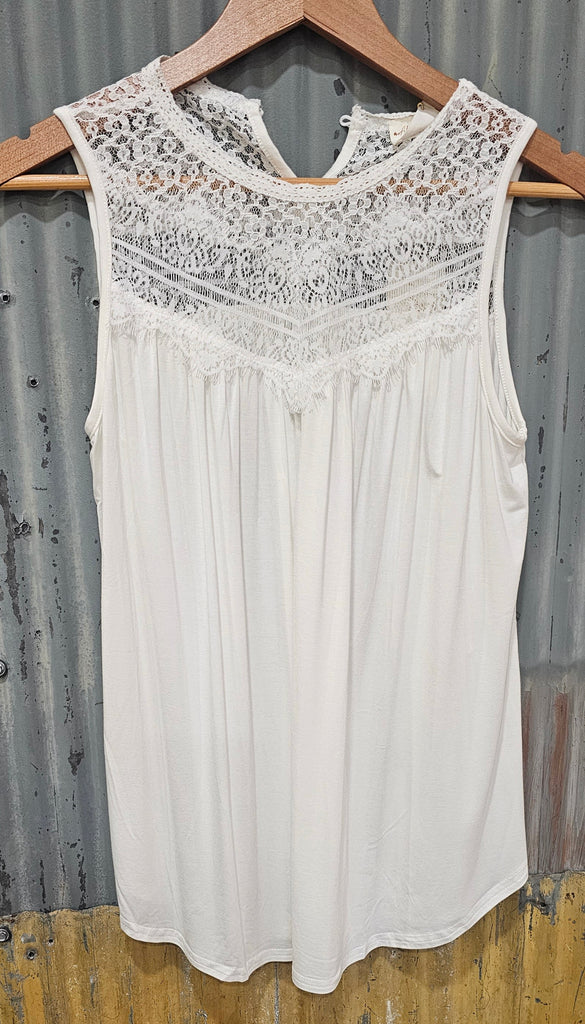WHITE ROMANTIC MIXED LACE TOP